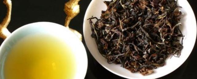 乌龙茶茶叶什么颜色